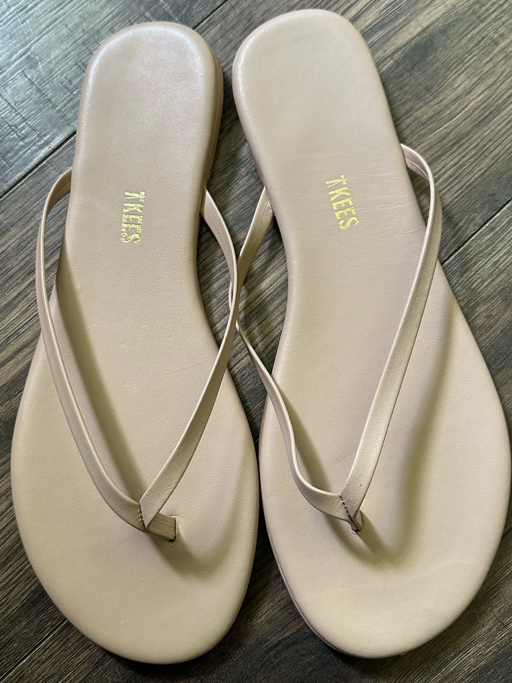 NWOB TKEES Lily Foundation Beige Sandals Size 10